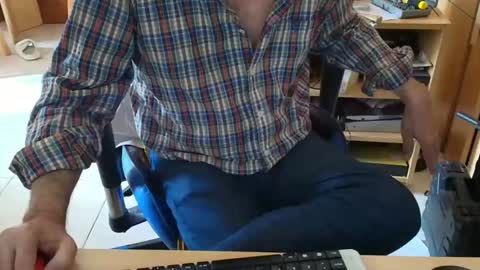 angelgarcia269 online show from 05/01/26, 01:05