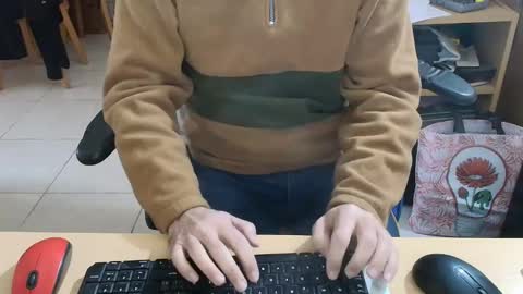 angelgarcia269 online show from 05/22/26, 12:22