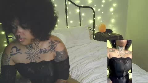 Snapshot of angelhoneyisonline chatting on 09/14/25, 10:09 angelhoneyisonline online show from 09/14/25, 10:09