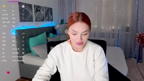 Ksenia online show from 09/12/25, 11:21