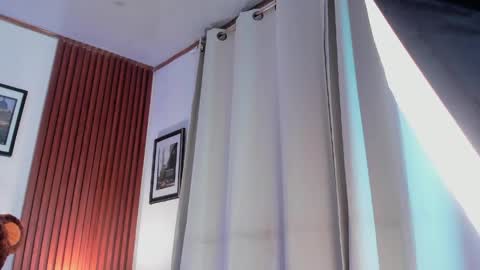 Snapshot of angeli_sexi chatting on 05/24/26, 12:48 Carolina online show from 05/24/26, 12:48