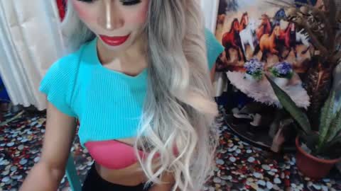 Snapshot of angelic_face_808 chatting on 03/01/25, 12:07 DIVINE ANGEL online show from 03/01/25, 12:07