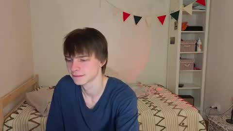 Snapshot of angelic_look chatting on 09/11/25, 12:33 Daniel online show from 09/11/25, 12:33