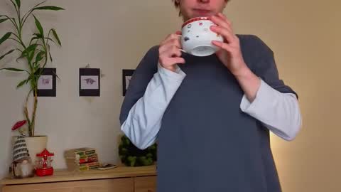 Snapshot of angelic_look chatting on 01/09/26, 05:26 Daniel online show from 01/09/26, 05:26