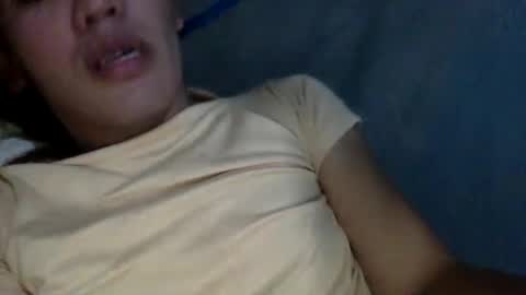 Snapshot of angelic_slutxx chatting on 12/29/24, 01:06 Yhanna online show from 12/29/24, 01:06