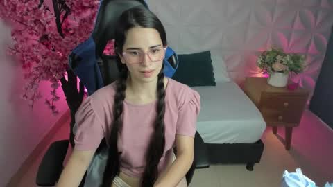 A N G E L I C A online show from 01/08/25, 10:16