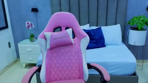 A N G E L I C A online show from 10/13/25, 11:10