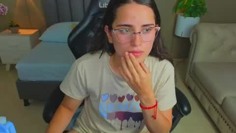 A N G E L I C A online show from 05/27/26, 07:44