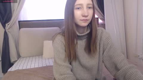 Snapshot of angelica_mrrr chatting on 02/04/25, 07:18 Angelica online show from 02/04/25, 07:18