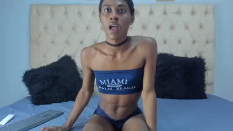 angelica_sexy1 online show from 01/03/25, 07:50