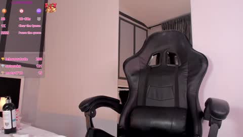 Snapshot of angelica_soft chatting on 12/05/24, 12:30 U can call me Angel online show from 12/05/24, 12:30