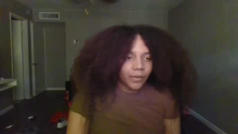 Snapshot of angelicaliusdomme chatting on 10/08/25, 07:11 Alius Angelic online show from 10/08/25, 07:11