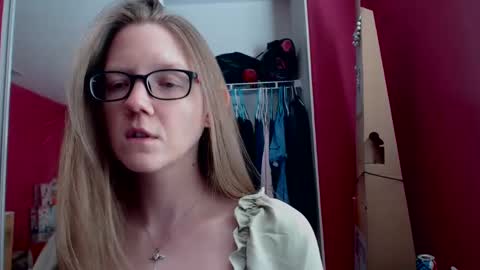 Snapshot of angelicangel3 chatting on 01/01/25, 10:24 AngelicAngel online show from 01/01/25, 10:24