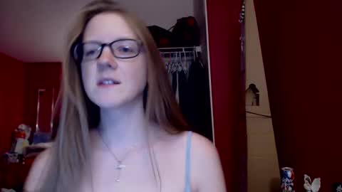 Snapshot of angelicangel3 chatting on 02/18/25, 03:10 AngelicAngel online show from 02/18/25, 03:10