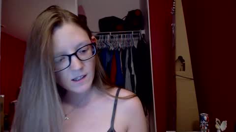 Snapshot of angelicangel3 chatting on 02/25/25, 03:09 AngelicAngel online show from 02/25/25, 03:09