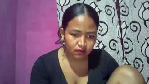 Snapshot of angelice33 chatting on 02/25/26, 06:23 angelice33 online show from 02/25/26, 06:23