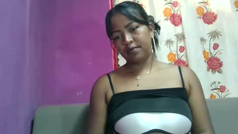 Snapshot of angelice33 chatting on 04/29/26, 07:01 angelice33 online show from 04/29/26, 07:01