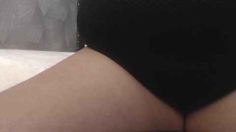 angelick_bo online show from 10/24/25, 03:58