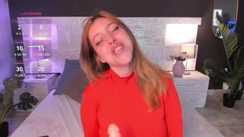 Angelique online show from 10/13/25, 08:53