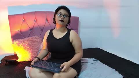 Angelik online show from 02/12/26, 01:00