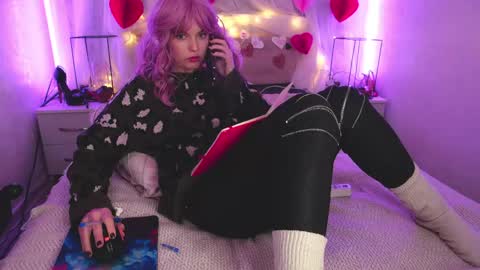 Snapshot of angelika_rouge chatting on 03/07/26, 12:46 Angelika Rouge online show from 03/07/26, 12:46