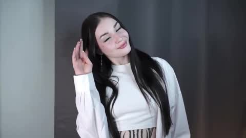 Snapshot of angelikapacini chatting on 04/26/26, 07:28 Grace online show from 04/26/26, 07:28