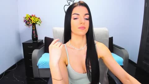 Angelina online show from 01/03/25, 12:30