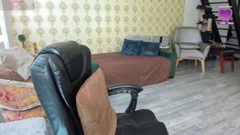 angelina_class_7 online show from 01/12/26, 03:39