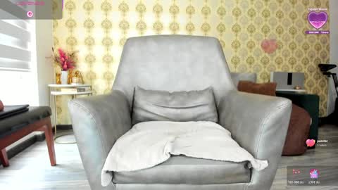Snapshot of angelina_class_7 chatting on 05/11/26, 04:04 angelina_class_7 online show from 05/11/26, 04:04