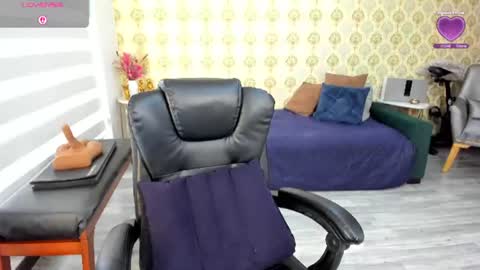 Snapshot of angelina_class_7 chatting on 06/16/26, 01:14 angelina_class_7 online show from 06/16/26, 01:14