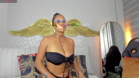 Snapshot of angelina_ruspoli chatting on 05/01/26, 12:26 Angelina online show from 05/01/26, 12:26