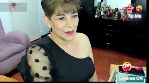 Angelina online show from 11/12/25, 09:14