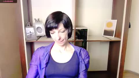 Angelina online show from 10/08/25, 06:44
