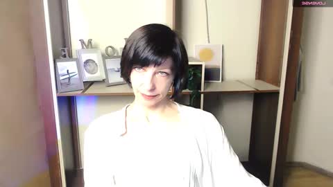 Angelina online show from 10/21/25, 07:20