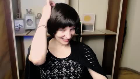 Angelina online show from 03/11/26, 08:20