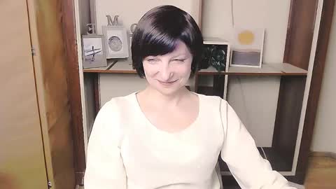 Snapshot of angelinalov_ chatting on 04/18/26, 08:40 Angelina online show from 04/18/26, 08:40