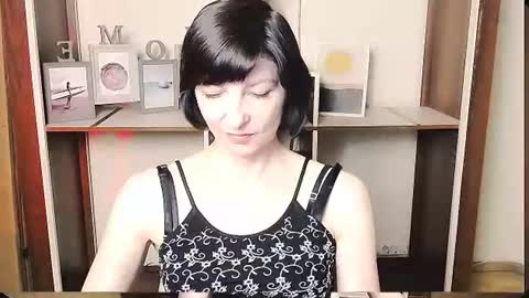 Angelina online show from 06/27/26, 09:25