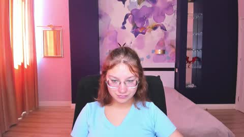 AngelinaLow online show from 09/22/25, 11:23