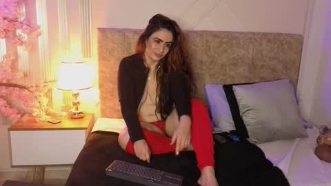 Snapshot of angelinarouse_ chatting on 02/21/26, 04:57 angelinarouse_ online show from 02/21/26, 04:57