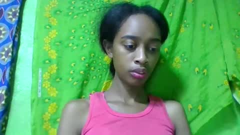Snapshot of angeline221173 chatting on 05/12/26, 05:04 angeline221173 online show from 05/12/26, 05:04