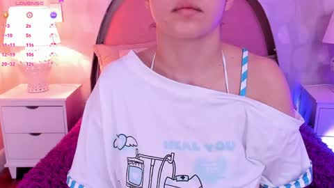 Snapshot of angeline__cute chatting on 05/08/26, 12:10 angeline online show from 05/08/26, 12:10