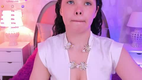 Snapshot of angeline__cute chatting on 05/14/26, 12:23 angeline online show from 05/14/26, 12:23