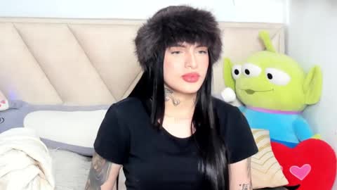 Angeline Smith  online show from 12/13/24, 12:06