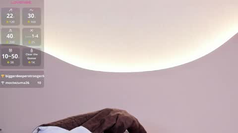 Snapshot of angeline_blake chatting on 04/16/26, 09:39 Angeline online show from 04/16/26, 09:39