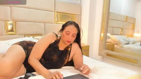 angeline_sttone online show from 04/12/26, 02:05