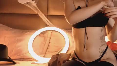 Snapshot of angelinepossy chatting on 10/25/25, 09:31 angelinepossy online show from 10/25/25, 09:31