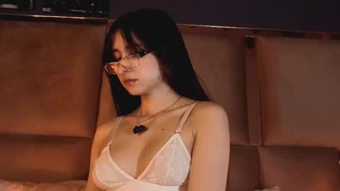 Snapshot of angelinepossy chatting on 11/04/25, 09:36 angelinepossy online show from 11/04/25, 09:36