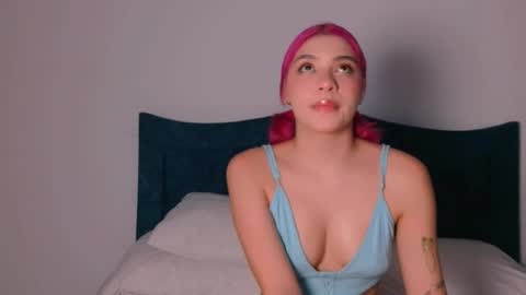 Snapshot of angelinhaa chatting on 11/20/25, 01:28 Angelinhaa online show from 11/20/25, 01:28