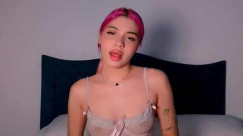 Snapshot of angelinhaa chatting on 11/24/25, 06:18 Angelinhaa online show from 11/24/25, 06:18