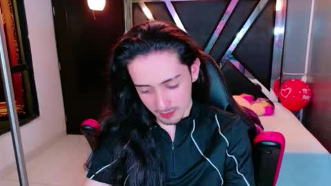 angelis savage online show from 02/17/26, 07:42